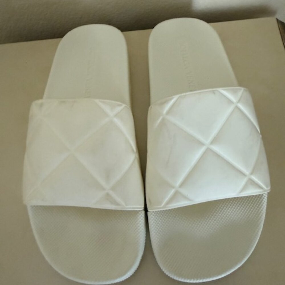 Bottega Veneta White Quilted Slide Sandals
